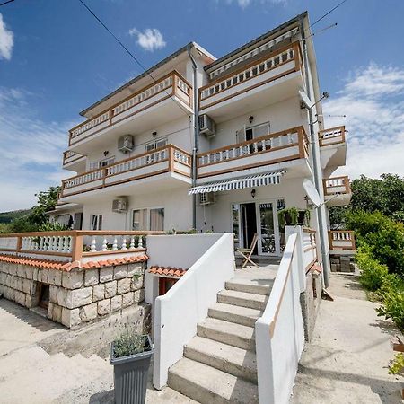 Apartman Jasmina Banjol 외부 사진