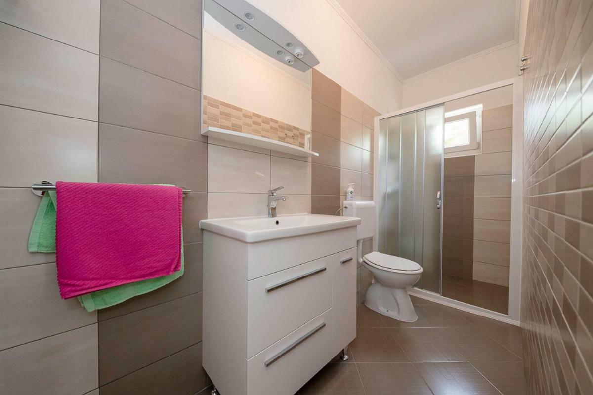 Apartman Jasmina Banjol 외부 사진