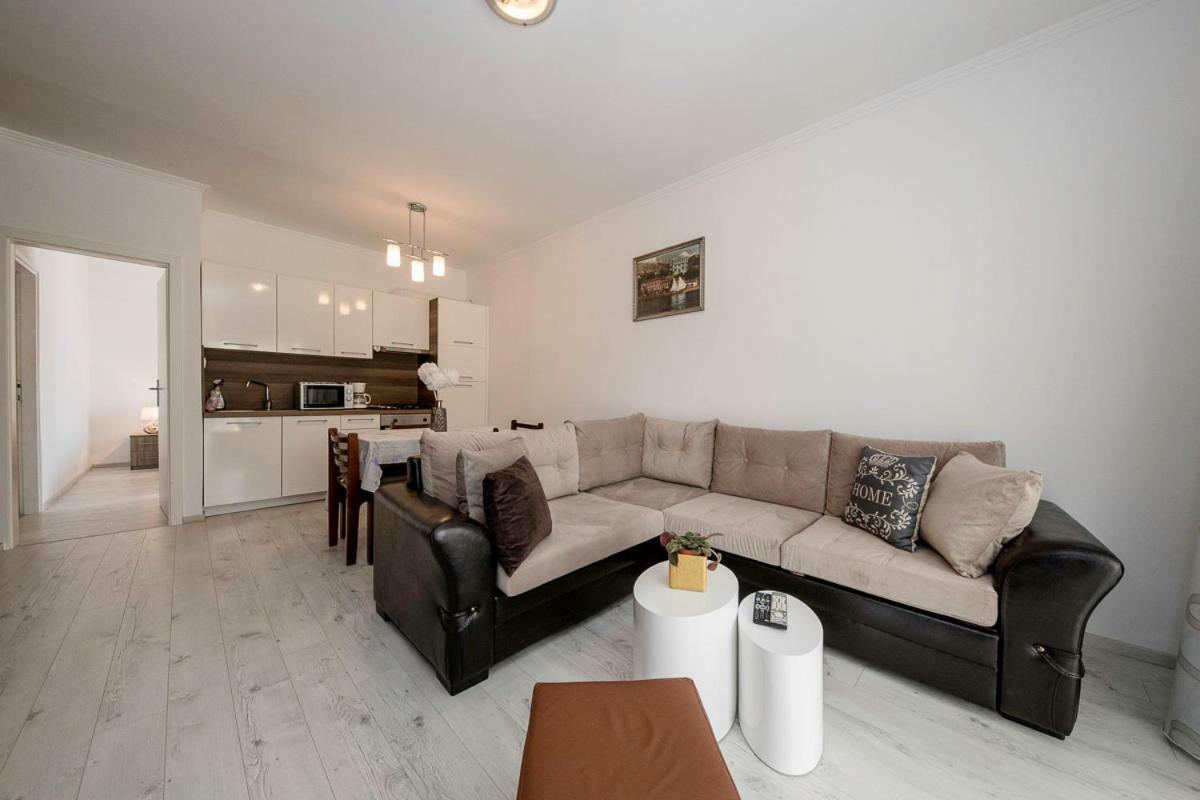 Apartman Jasmina Banjol 외부 사진