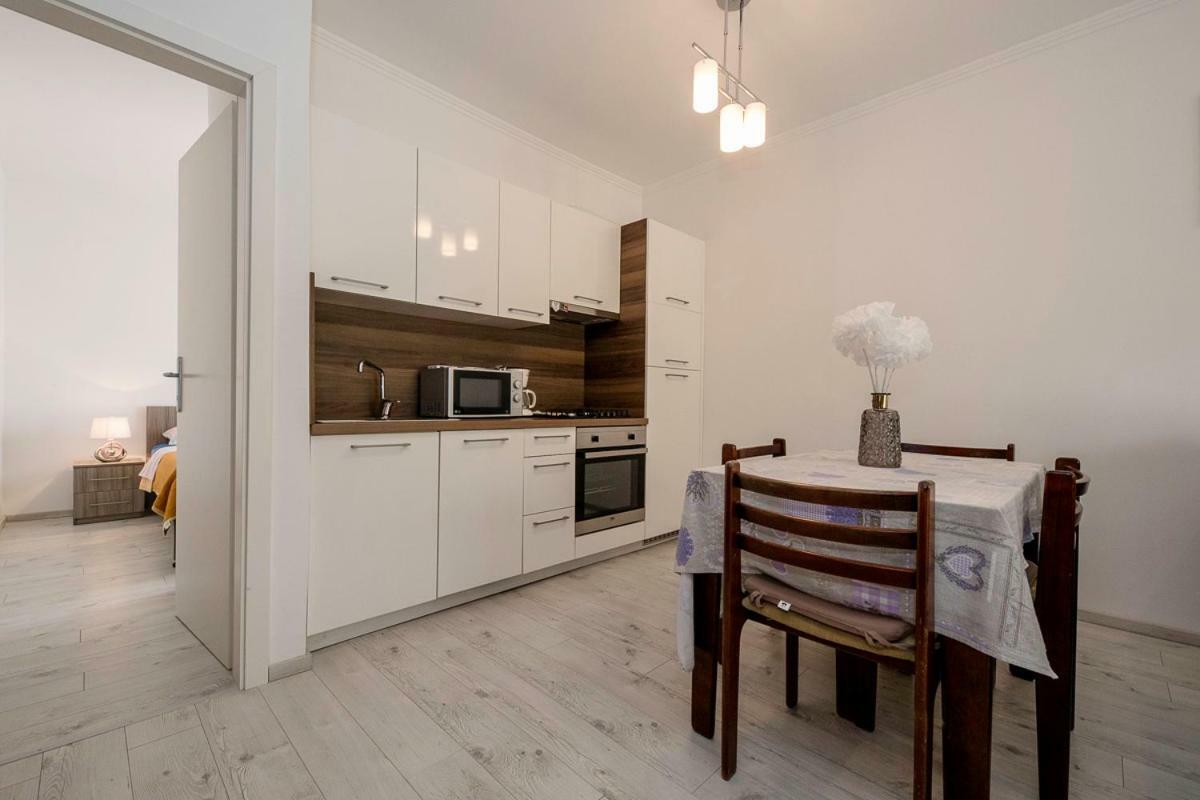 Apartman Jasmina Banjol 외부 사진